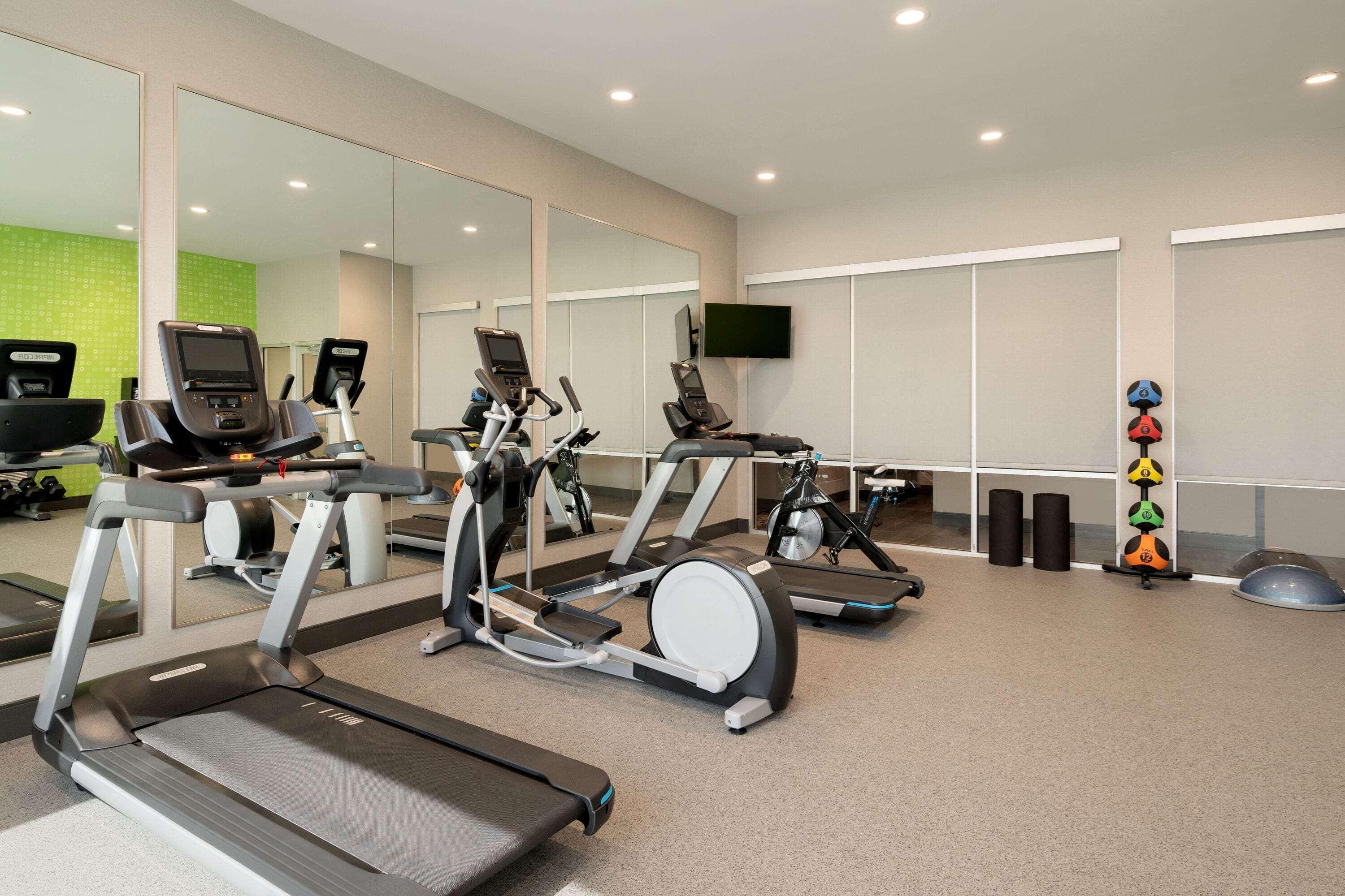 La Quinta Inn & Suites By Wyndham San Antonio Seaworld Lafb Екстериор снимка