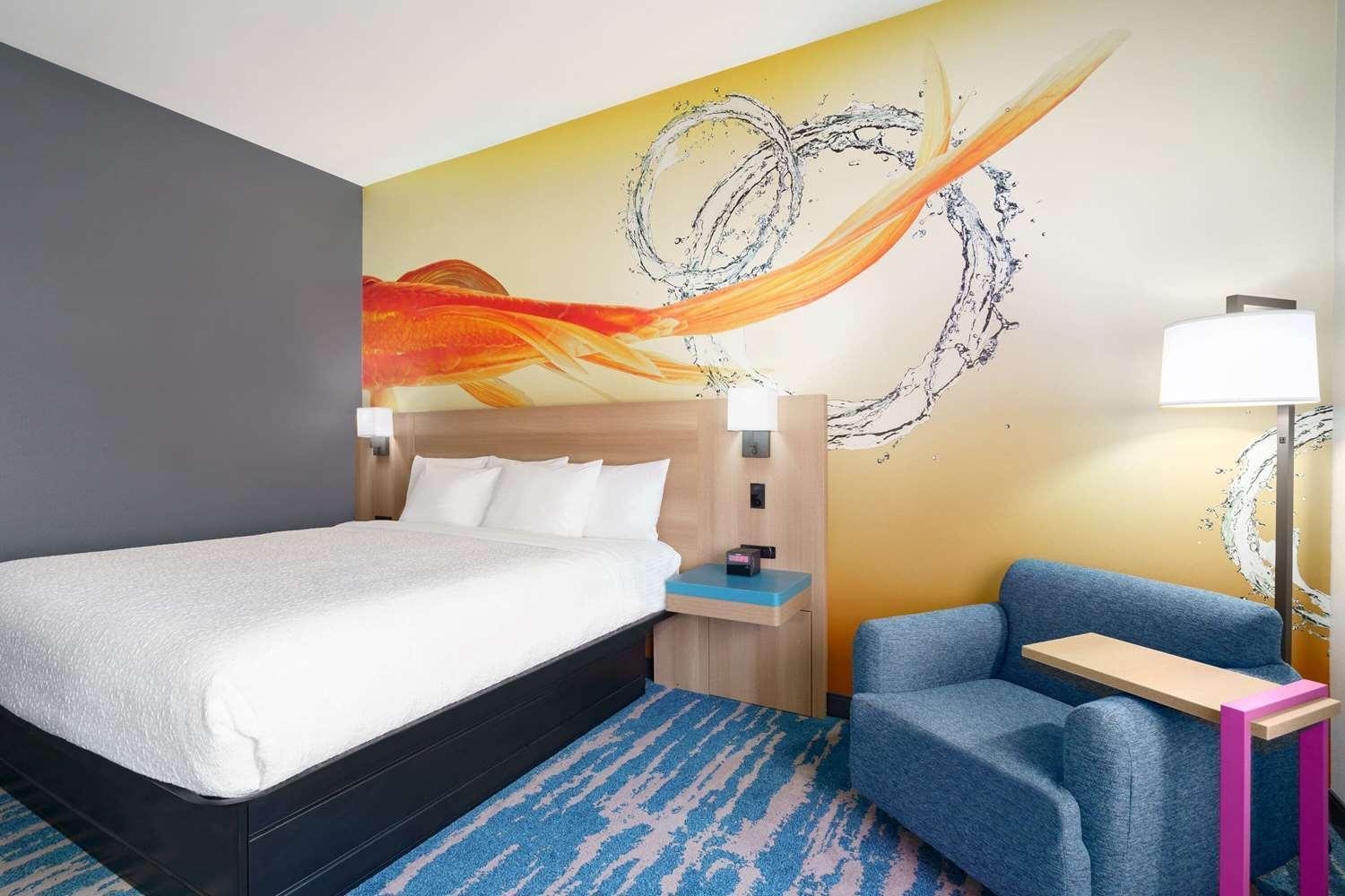 La Quinta Inn & Suites By Wyndham San Antonio Seaworld Lafb Екстериор снимка
